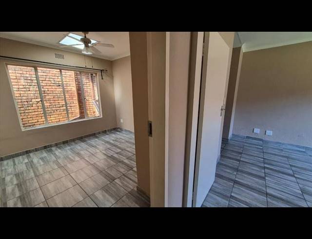 3 BEDROOM TOWNHOUSE FOR SALE IN BIRCHLEIGH